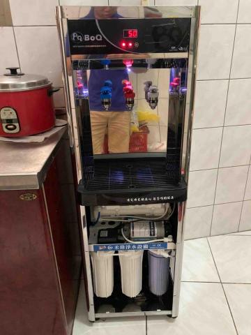 顏先生 - 落地型飲水機內置5道式RO逆滲透過濾器