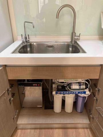 顏先生 -  廚下式冷熱雙溫開飲機