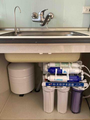 顏先生 - 7道式RO鹼性水機