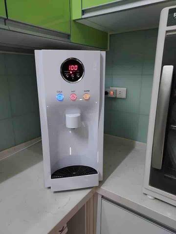 顏先生 - 按鍵式桌上型三溫飲水機
