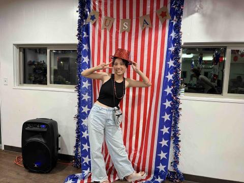 黃薔奕 - 於猶他州參加美國國慶日