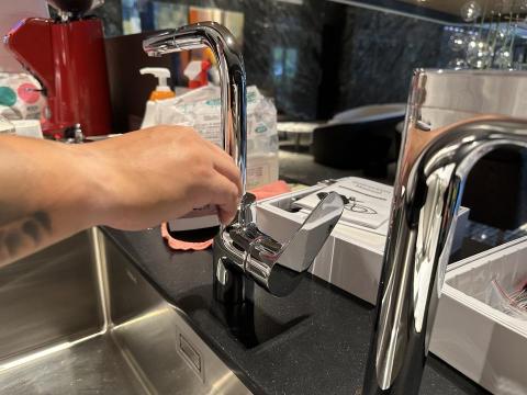 膜力無邊 - 惠宇建設公設洗手台鍍膜