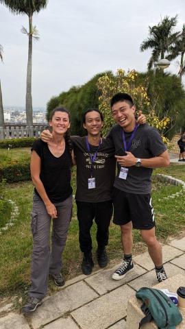 Studio WKL - 口譯及拍攝製作助理 -- 客戶：Eccholine，歐洲大型實境秀拍攝團隊承接商。