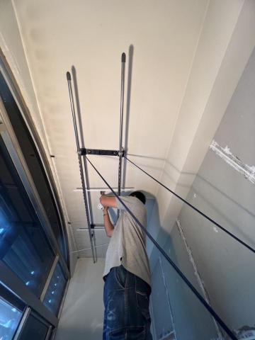 阿賢 - 清水-裝手動吊衣架