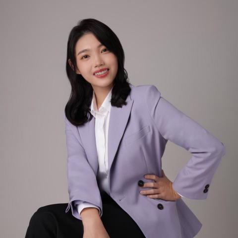 提供司儀服務的專家陳冠玲