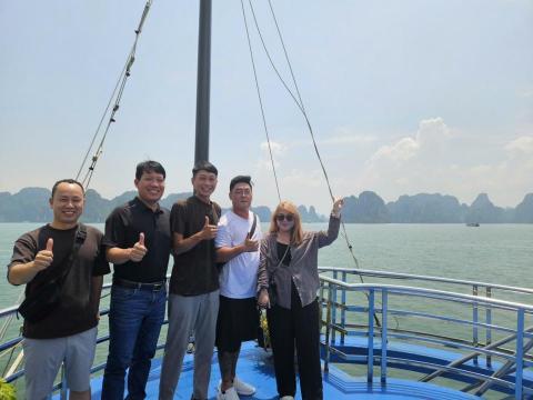 賴昭宇 - 越南下龍灣之旅