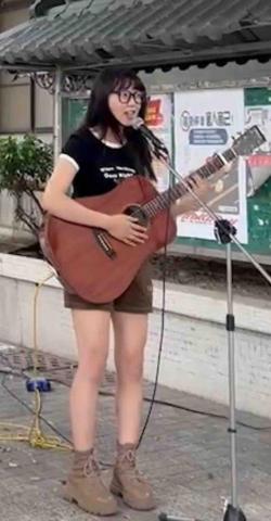 王貽萱 - 彈唱教學