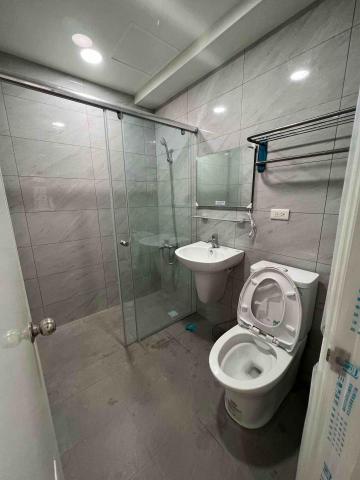 游奕軒 - 廁所整新衛浴設備安置