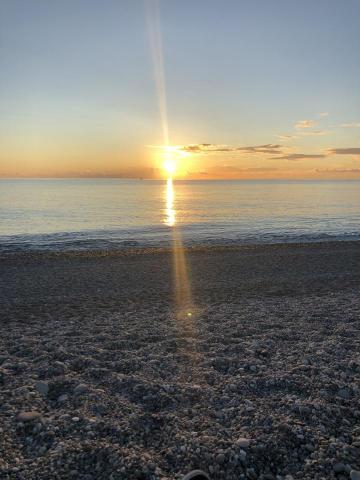 曾浩展 - 花蓮七星潭日出時分