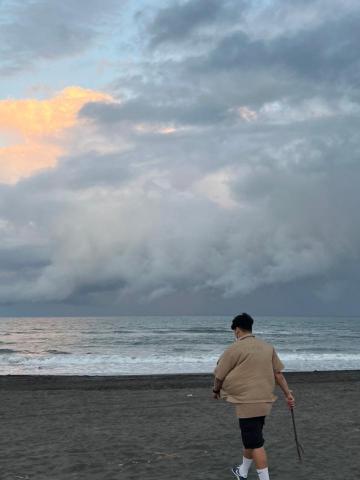 曾浩展 - 貓咪、狗狗，就像大自然一樣，能使人心曠神怡。