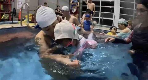 龜甲ONE游泳俱樂部 - 