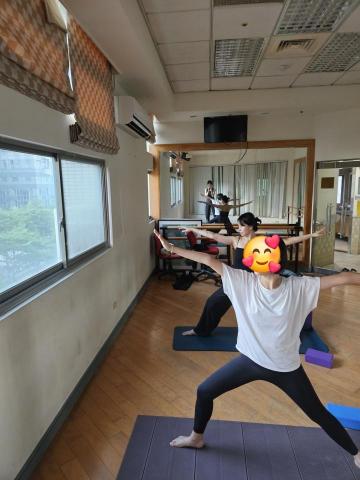 葉 - 團體瑜伽課程