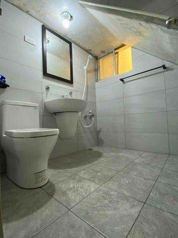 鈨程工程有限公司 - 廁所整套工程（剔除磁磚、廁所防水、水路電路配置、貼磁磚、衛浴設備安裝）