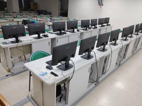 柚子電腦&熙程資訊 - 認證協會教室施工