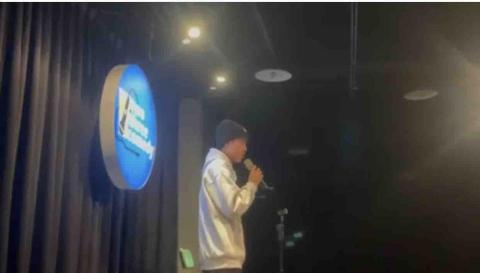 朱浩揚 - 上台表演脫口秀