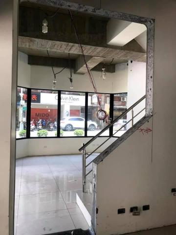 專業鑽孔切割 - 周東 - 捷運站店面兩戶打通工程 專業鑽孔切割 - 周東 - 捷運站店面兩戶打通工程