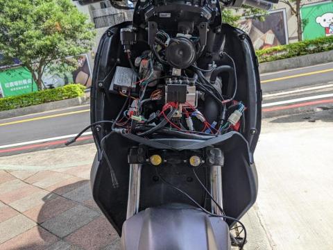 元路工作室_機車維修保養 - 機車電路安裝