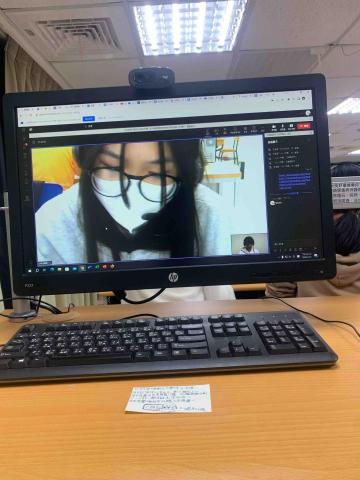 朱浩揚 - 數位學伴教導國中生