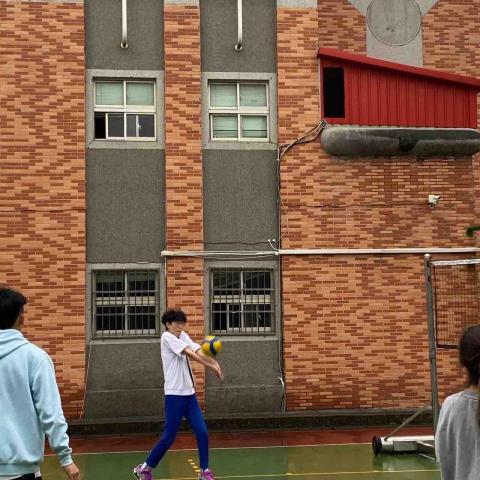 朱浩揚 - 大學是系排的