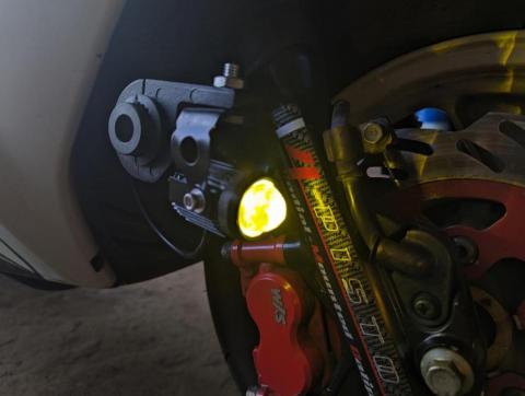 元路工作室_機車維修保養 - 機車霧燈安裝