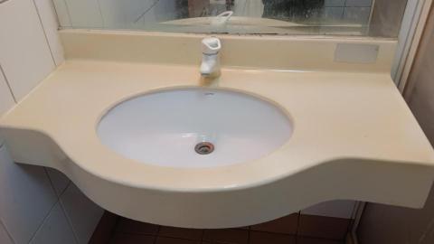 大弘清潔工程行 - 人造石臺面污漬去除完成圖