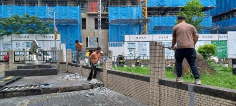 大師工程@阿天 - 圍牆拆除