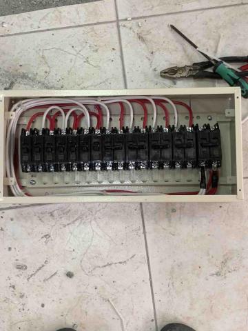 陳師傅 - 新設電箱配置