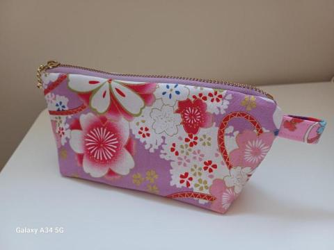 布紡手 - 手作化妝包