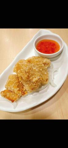 十六饗雀有限公司 - 黃金酥炸魚佐泰式甜辣醬