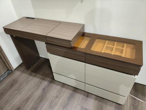 曾先生  家具組裝工作室 淘寶家具組裝 DIY家具組裝 - 伸縮八斗抽屜櫃 曾先生  家具組裝工作室 淘寶家具組裝 DIY家具組裝 - 伸縮八斗抽屜櫃