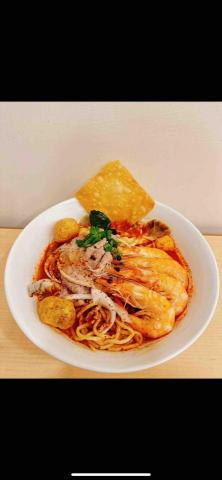 十六饗雀有限公司 - 泰式冬蔭功麵