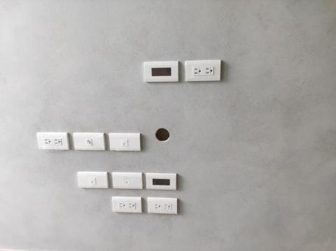 賴建宇 - 插座安裝