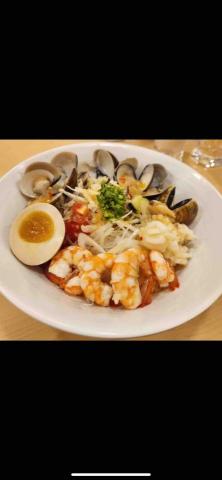 十六饗雀有限公司 - 涼拌海鮮冬粉沙拉