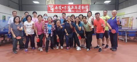 力揚乒乓運動館卓教練 - 南投社區大學桌球班