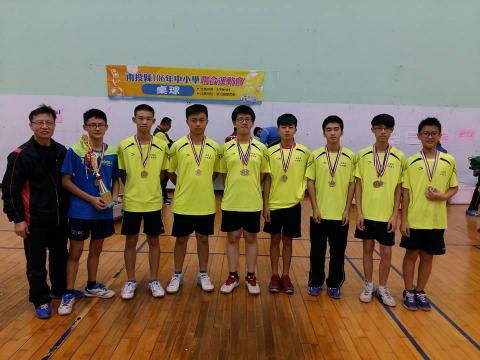 力揚乒乓運動館卓教練 - 中興國中桌隊縣運會奪獎