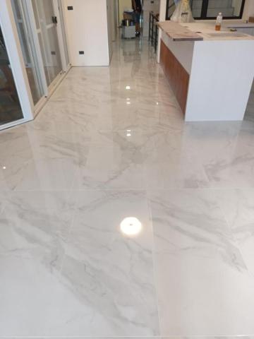 坤鉅石材工程行 統編38855505 - 磁磚美縫膠施作