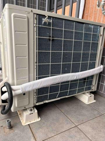 黃偉誠 - 清洗後的室外機