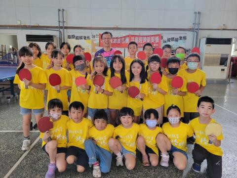 力揚乒乓運動館卓教練 - 康壽國小桌球夏令營