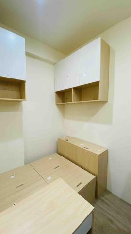 K·專業家具組裝 - 淘寶。系統櫃訂製。兩組吊櫃(壁櫃)+床鋪+床頭櫃+書桌