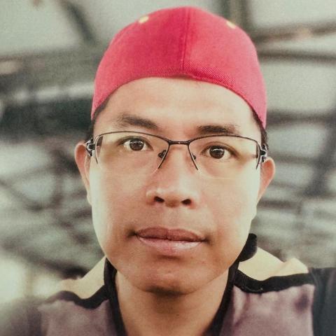 提供usb電燈服務的專家陳俊成