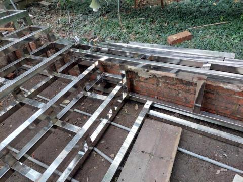 由承富企業社 - 架高地板白鐵骨架