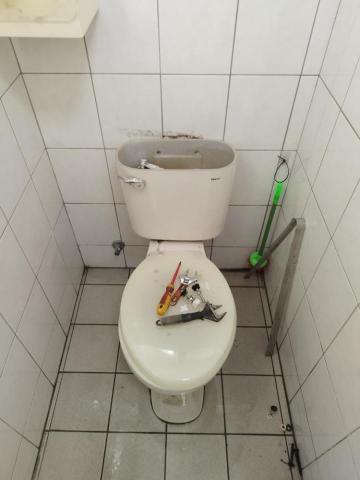 周昆興 - 馬桶水箱更新工程（施工中）