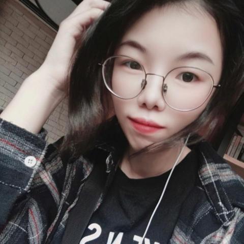 提供油畫棒服務的專家郭馨璐