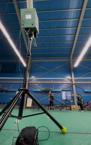 早鳥羽球 - 智能編程發球機輔助教學