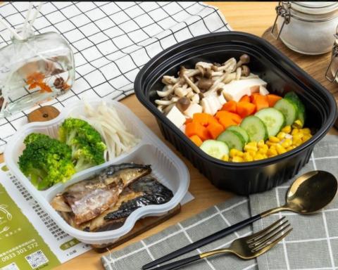 王苓格（小米廚房） - 鹽烤鯖魚