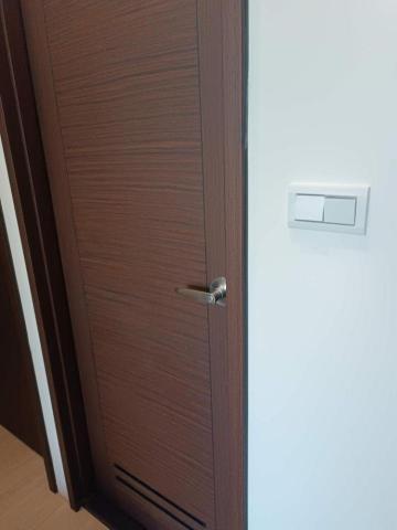 凡蓉精品藝術修護美容/居家店面裝璜瑕疵舊翻新/傢俱皮件精品美 - 新門門框刮傷修復美容後 凡蓉精品藝術修護美容/居家店面裝璜瑕疵舊翻新/傢俱皮件精品美 - 新門門框刮傷修復美容後