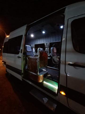 *宜蘭*旅遊包車-九人座/保母車/中巴 - 