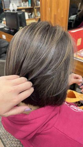 髮朵時尚創意玩美髮藝工作室 - 