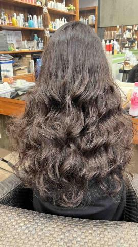 髮朵時尚創意玩美髮藝工作室 - 