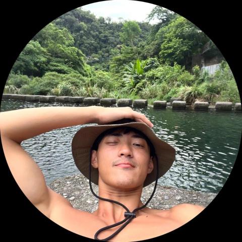 提供國標舞初學服務的專家黃靖軒